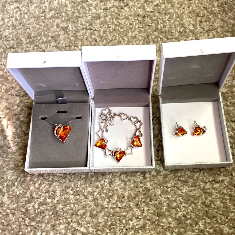Leafael November Birthstone/Topaz Jewelry